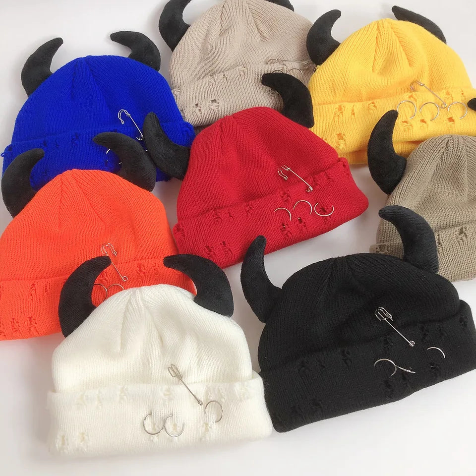 New Unisex Knitted Beanie With Devil Horns Halloween Distressed Skull Cap Hip Hop Winter Warm Yarn Hat For Men Women