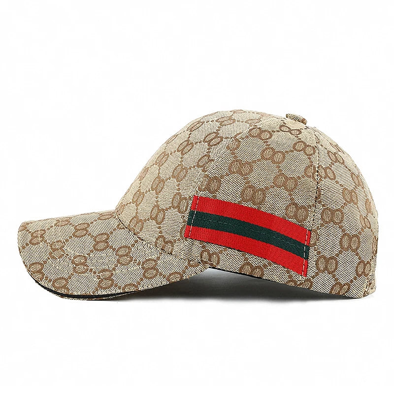 New Fashion Trend Red Green Stripe Black Baseball Cap Classic Men Women Outdoor Casual Sport Trucker Hat Dad Hats